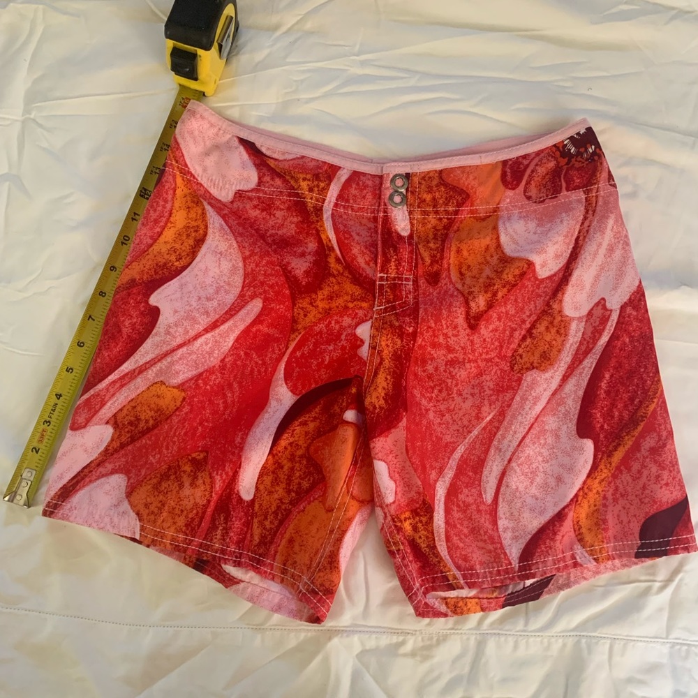 Vintage Roxy Quicksilver Board shorts Women Size 9 Pink Floral